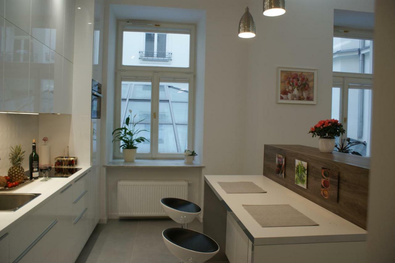 Lovely Apartment- Poznanska 16 Varsovia Exterior foto